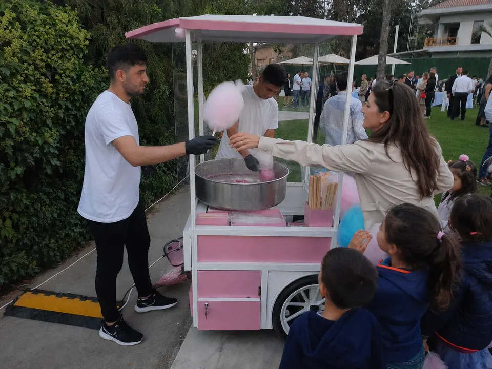 Pembe Bulut Mobil İkram