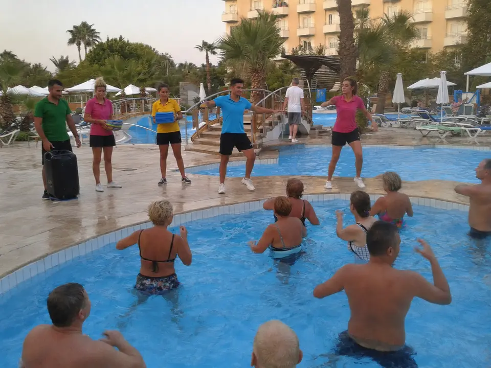MareViva – Otel Animasyon ve Sahne Gösterileri Ekibi