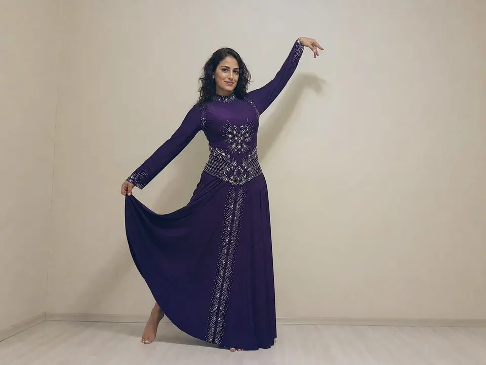 Oryantal Dansçı Mira Aksel