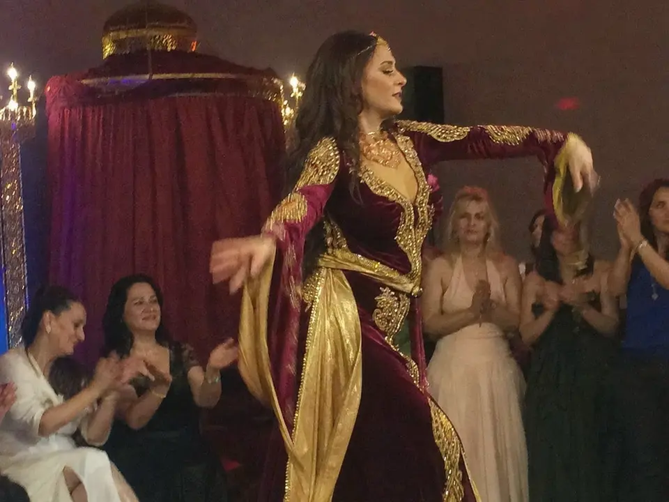 Oryantal Dansçı Leyra