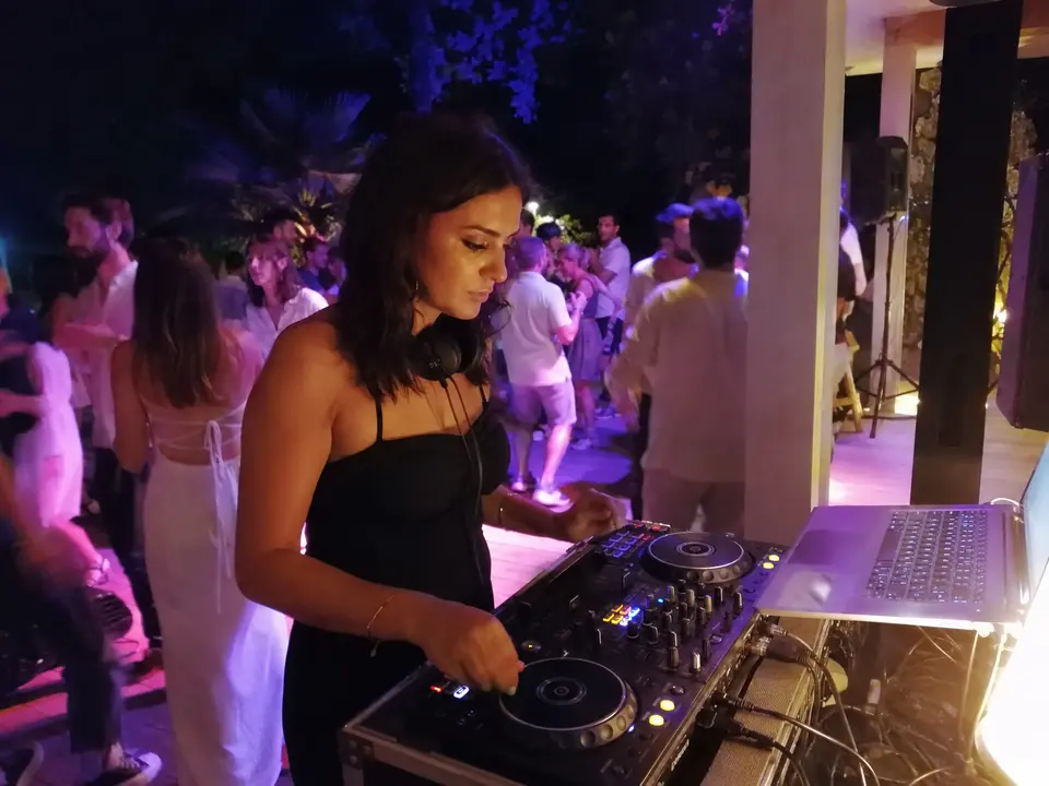 DJ Mila Varen