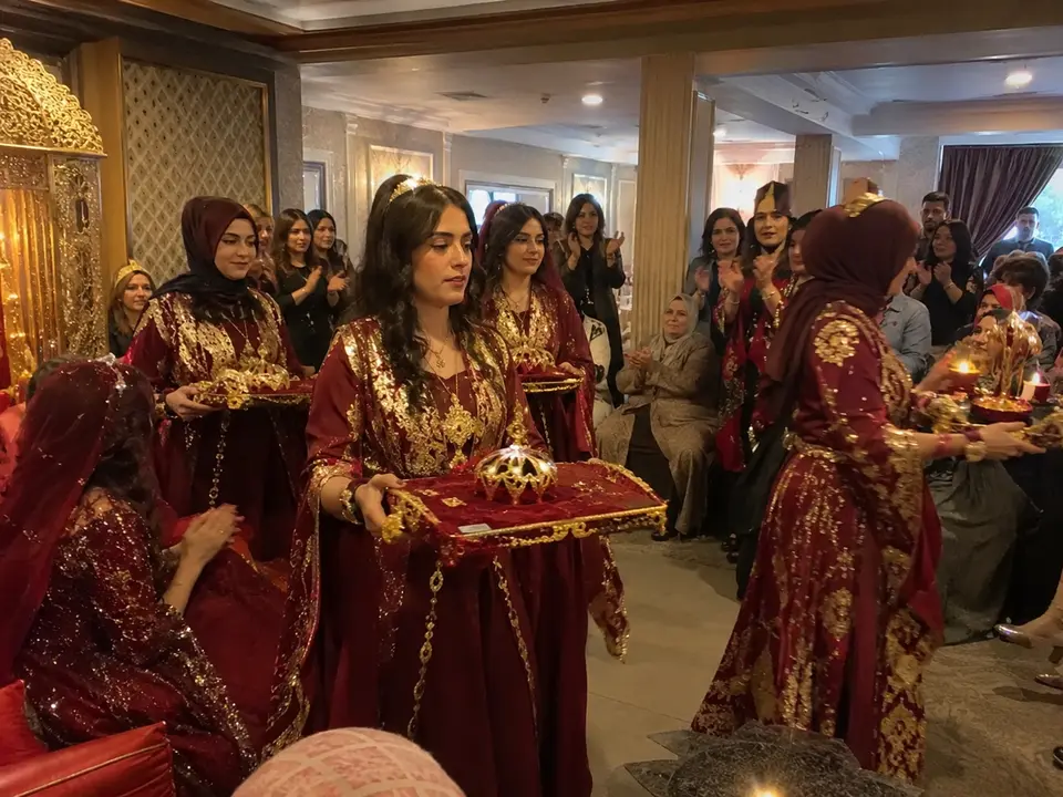 Bordo Kına – Kadınlara Özel Kına Gecesi Organizasyonları