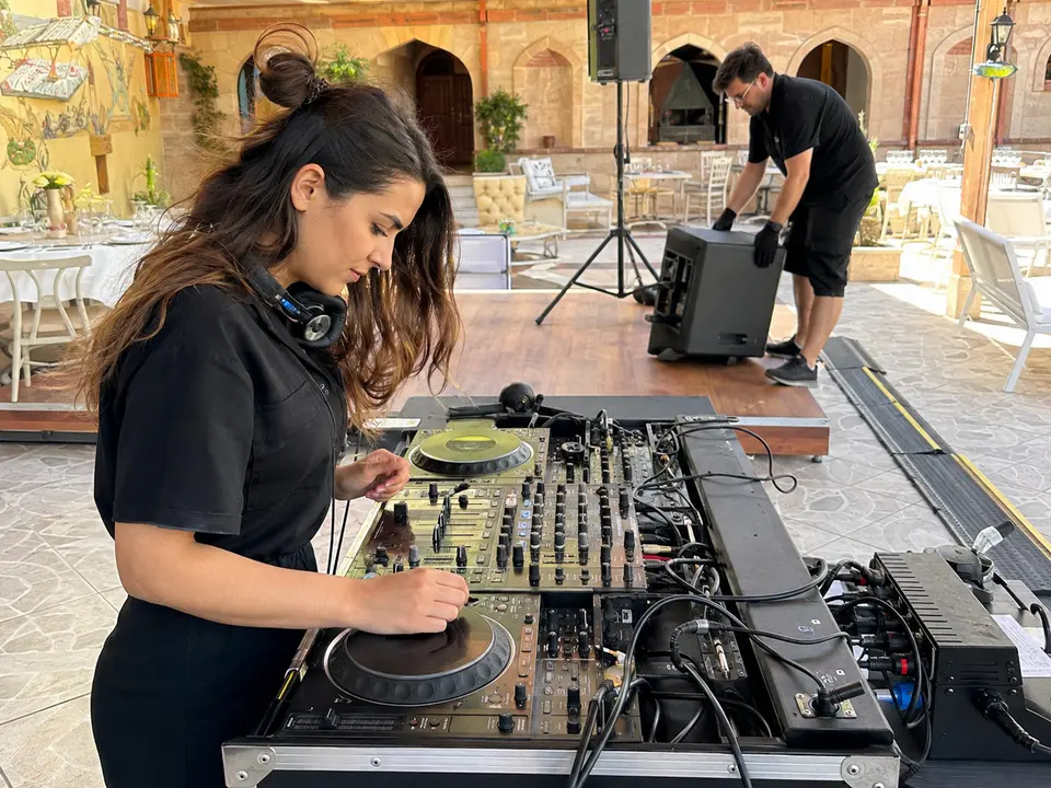 DJ Mila Arden