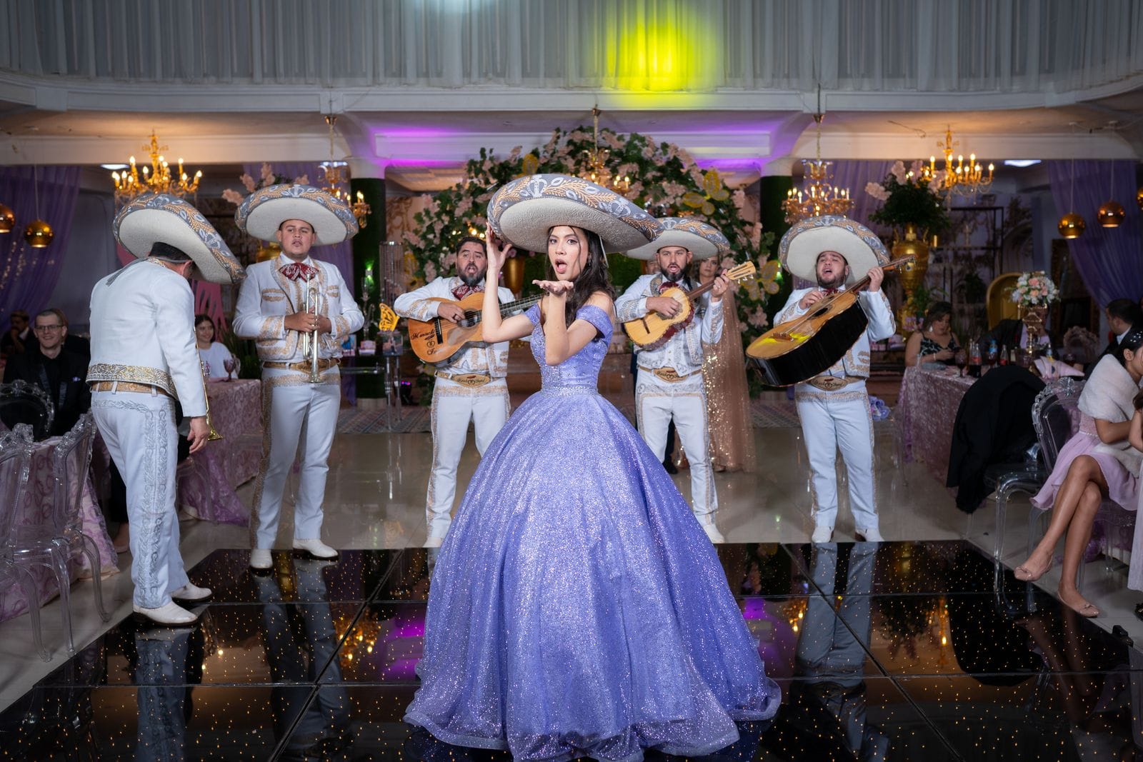 Latin Fiesta Bando Grubu